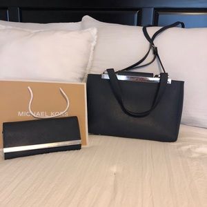 SOLD!!! Michael kors purse and wallet